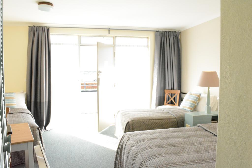 The Waterfront Hotel 3*