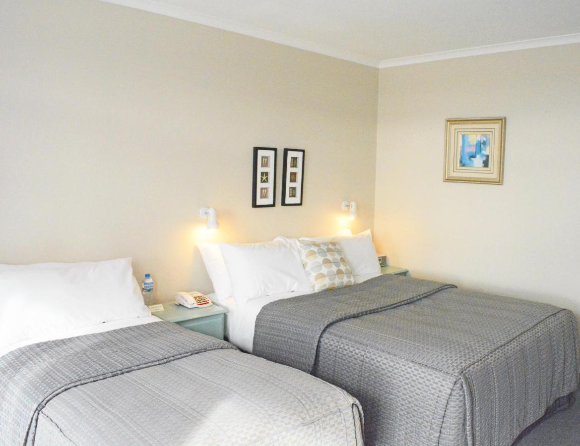 The Waterfront Hotel 3*